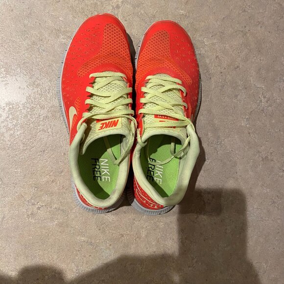 Nike Free 4.0 v2 Training Shoes - Size 9.5 - Picture 6 of 8